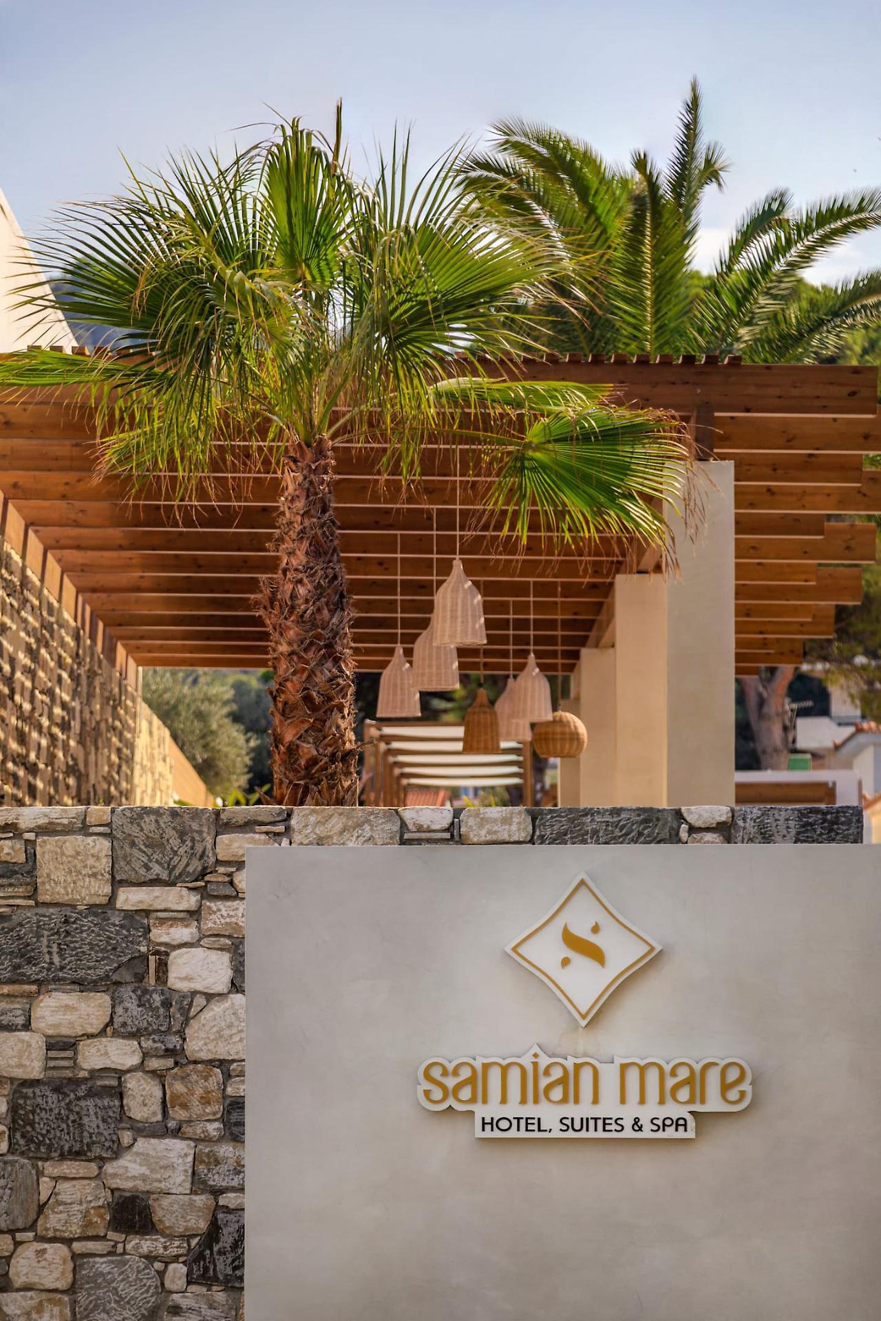 Samian Mare Hotel, Suites & Spa การ์โลวาซี ภายนอก รูปภาพ