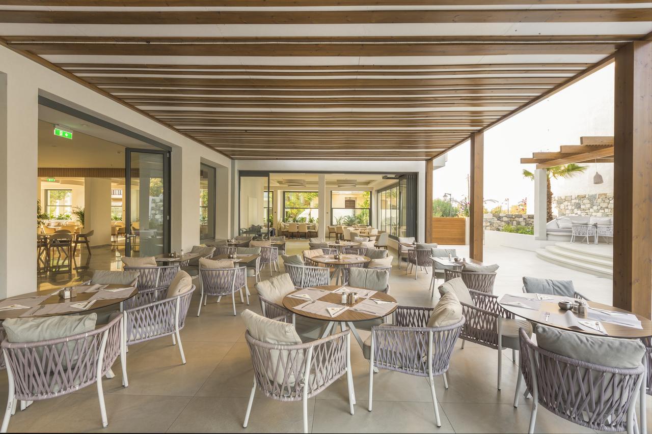 Samian Mare Hotel, Suites & Spa การ์โลวาซี ภายนอก รูปภาพ